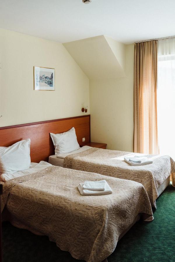 Dionis Hotel Варна Экстерьер фото